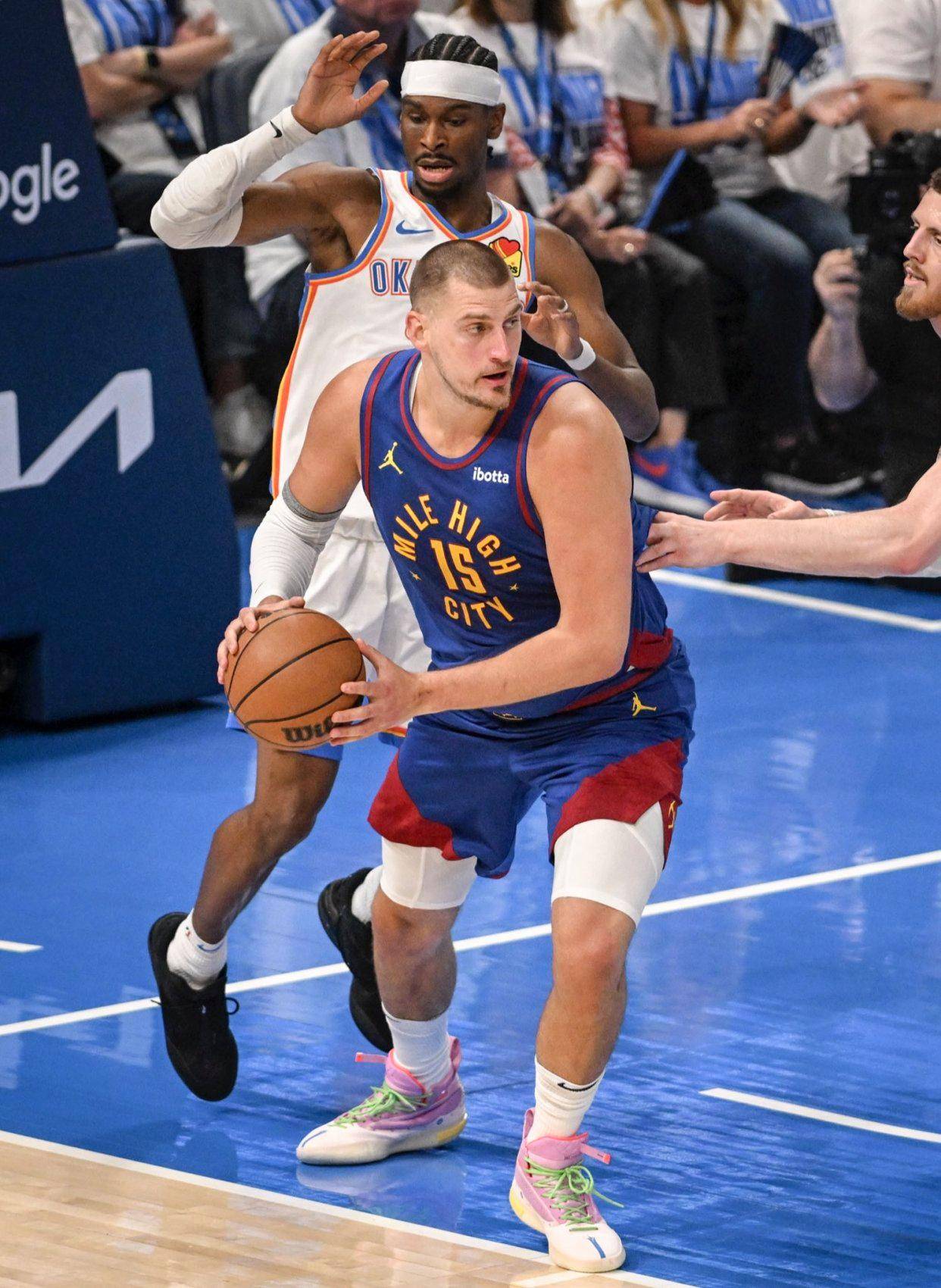 在主教练哈 在主教练哈