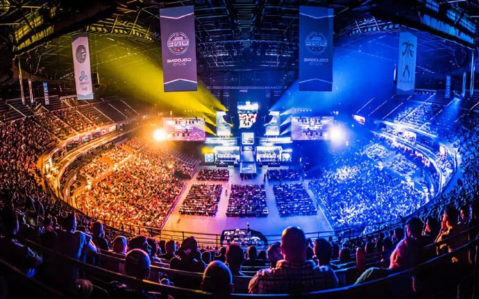 在主教练哈 在主教练哈